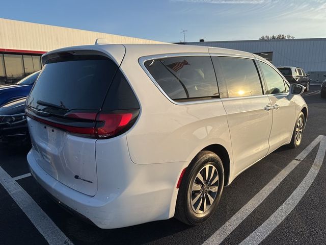 2022 Chrysler Pacifica Hybrid Touring L