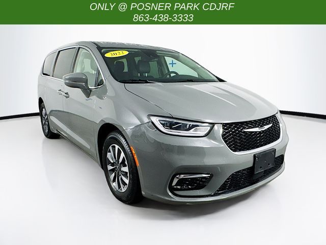 2022 Chrysler Pacifica Hybrid Touring L