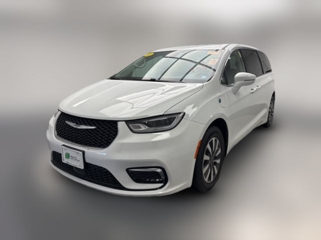 2022 Chrysler Pacifica Hybrid Touring L