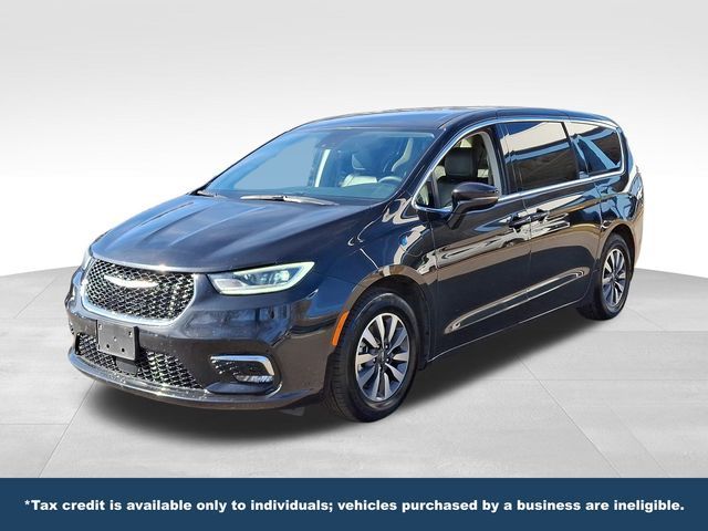 2022 Chrysler Pacifica Hybrid Touring L