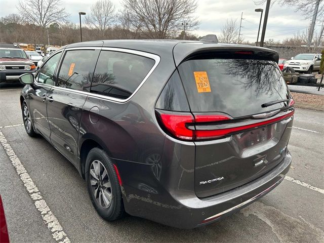 2022 Chrysler Pacifica Hybrid Touring L