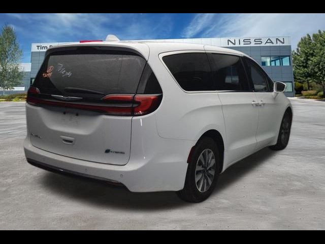 2022 Chrysler Pacifica Hybrid Touring L