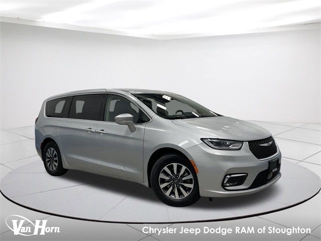 2022 Chrysler Pacifica Hybrid Touring L