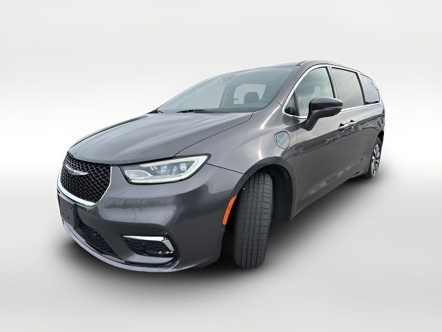 2022 Chrysler Pacifica Hybrid Touring L