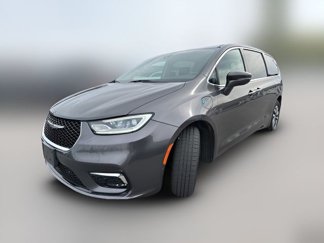 2022 Chrysler Pacifica Hybrid Touring L