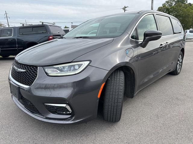 2022 Chrysler Pacifica Hybrid Touring L