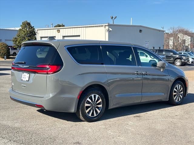 2022 Chrysler Pacifica Hybrid Touring L