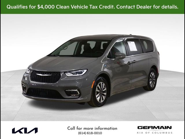 2022 Chrysler Pacifica Hybrid Touring L