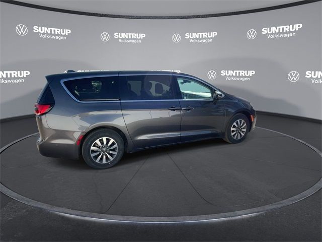 2022 Chrysler Pacifica Hybrid Touring L