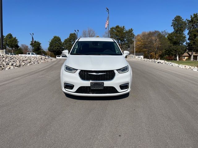 2022 Chrysler Pacifica Hybrid Touring L