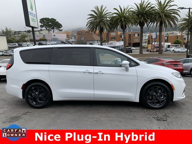 2022 Chrysler Pacifica Hybrid Touring L