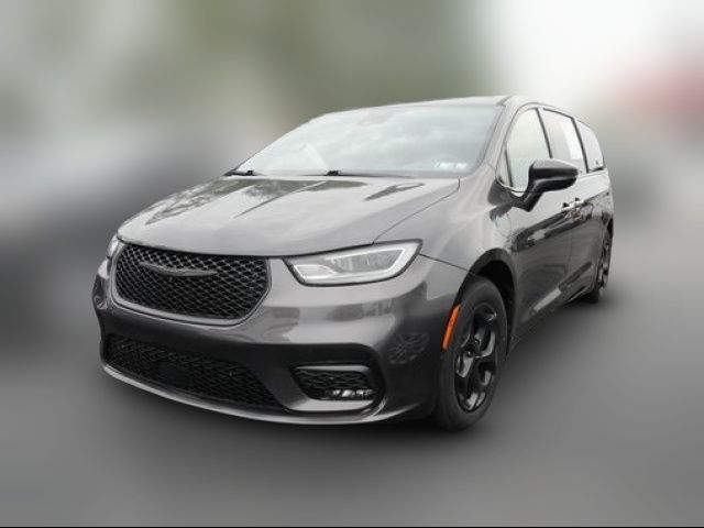 2022 Chrysler Pacifica Hybrid Touring L