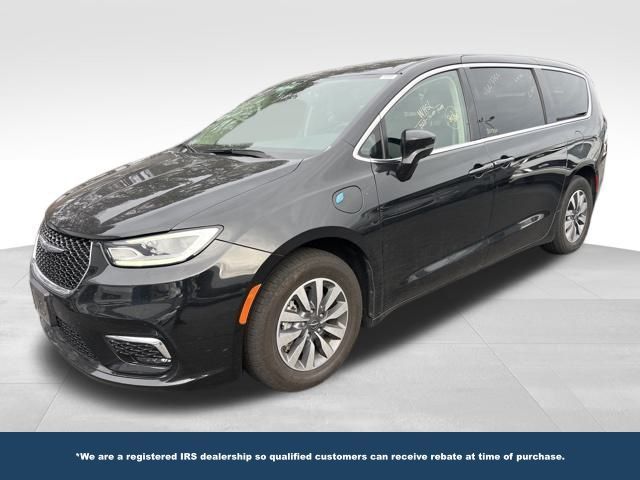 2022 Chrysler Pacifica Hybrid Touring L