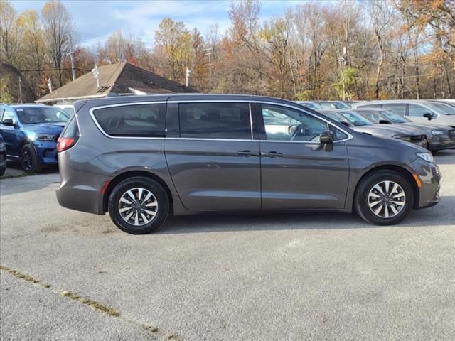 2022 Chrysler Pacifica Hybrid Touring L