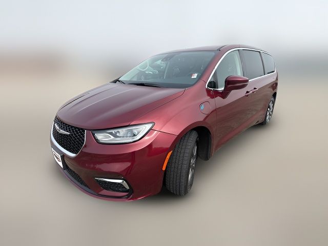 2022 Chrysler Pacifica Hybrid Touring L