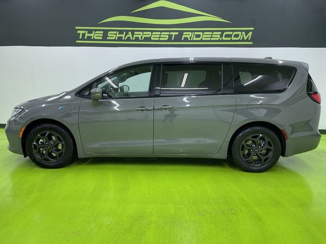 2022 Chrysler Pacifica Hybrid Touring L