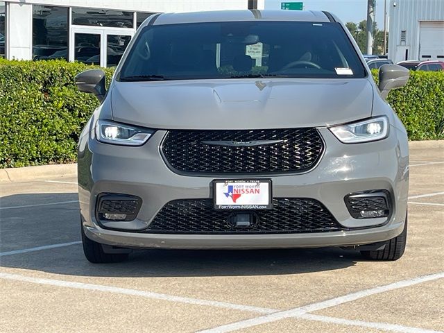 2022 Chrysler Pacifica Hybrid Touring L