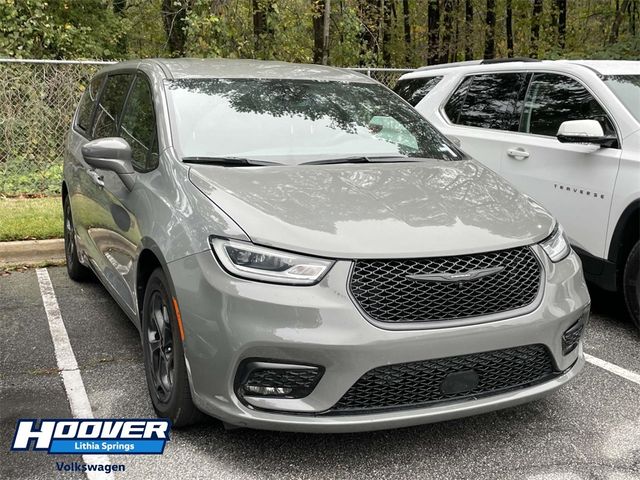 2022 Chrysler Pacifica Hybrid Touring L