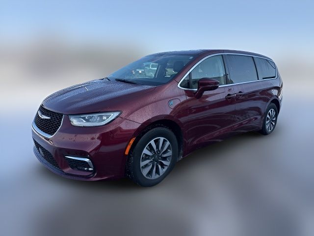 2022 Chrysler Pacifica Hybrid Touring L