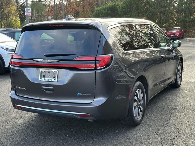 2022 Chrysler Pacifica Hybrid Touring L