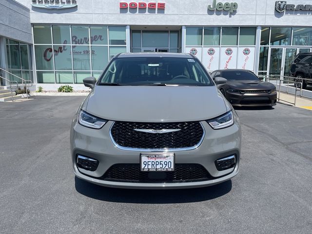 2022 Chrysler Pacifica Hybrid Touring L