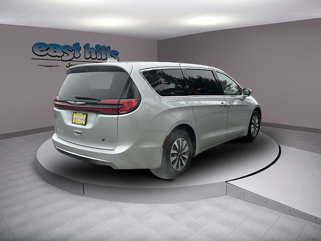 2022 Chrysler Pacifica Hybrid Touring L