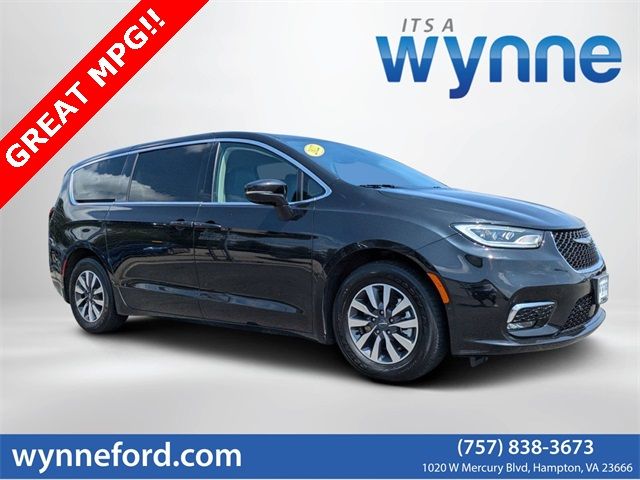 2022 Chrysler Pacifica Hybrid Touring L