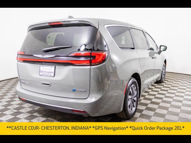 2022 Chrysler Pacifica Hybrid Touring L