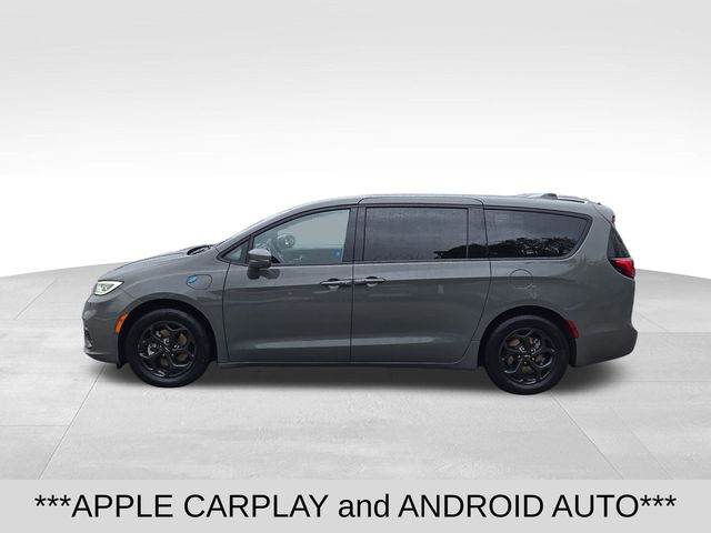 2022 Chrysler Pacifica Hybrid Touring L