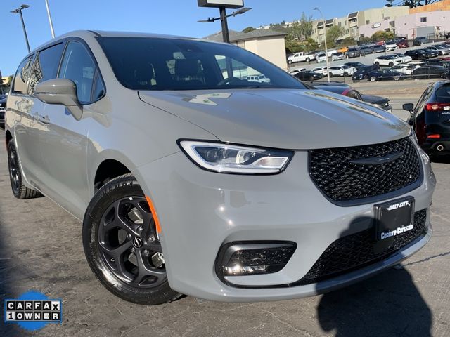 2022 Chrysler Pacifica Hybrid Touring L