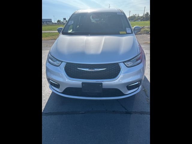 2022 Chrysler Pacifica Hybrid Touring L