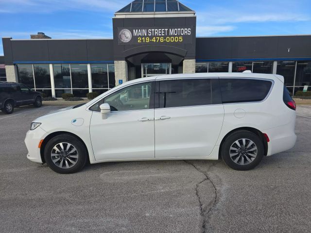 2022 Chrysler Pacifica Hybrid Touring L