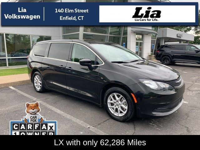2022 Chrysler Voyager LX