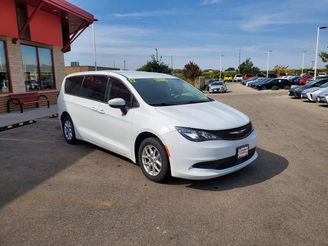 2022 Chrysler Voyager LX