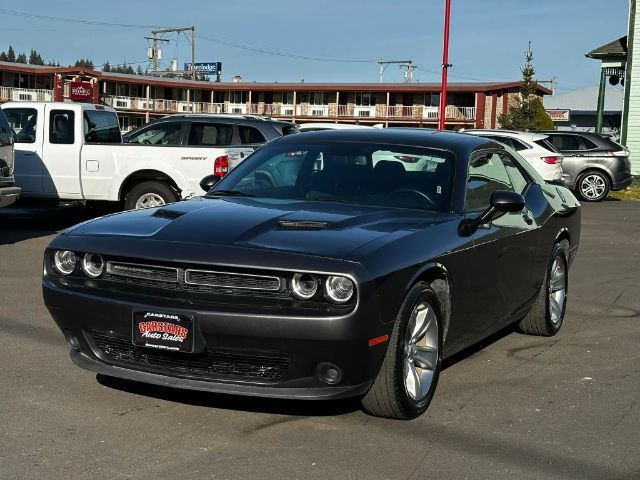 2022 Dodge Challenger SXT