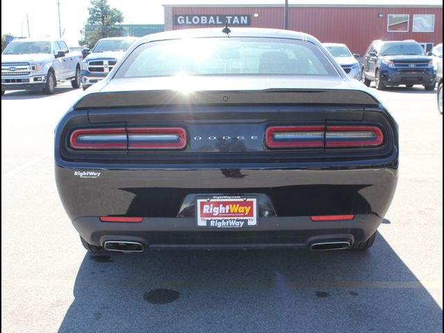 2022 Dodge Challenger SXT