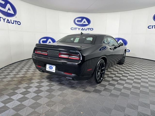 2022 Dodge Challenger SXT