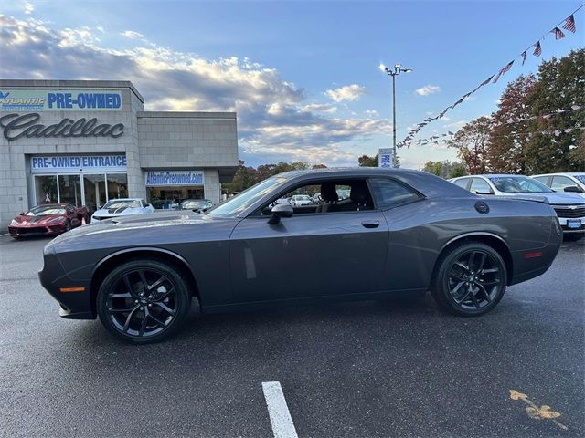 2022 Dodge Challenger SXT