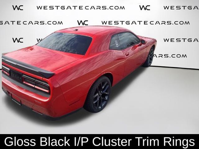 2022 Dodge Challenger SXT