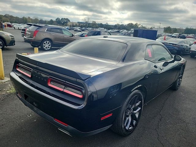 2022 Dodge Challenger SXT