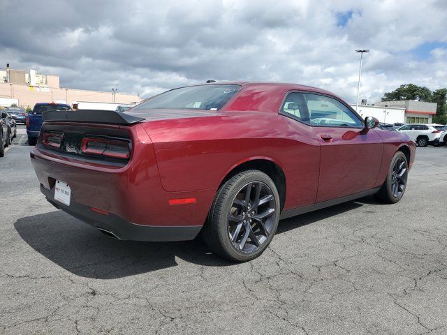 2022 Dodge Challenger SXT