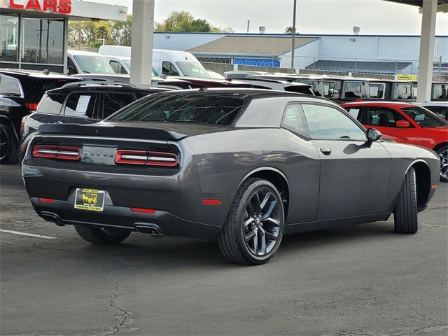 2022 Dodge Challenger SXT