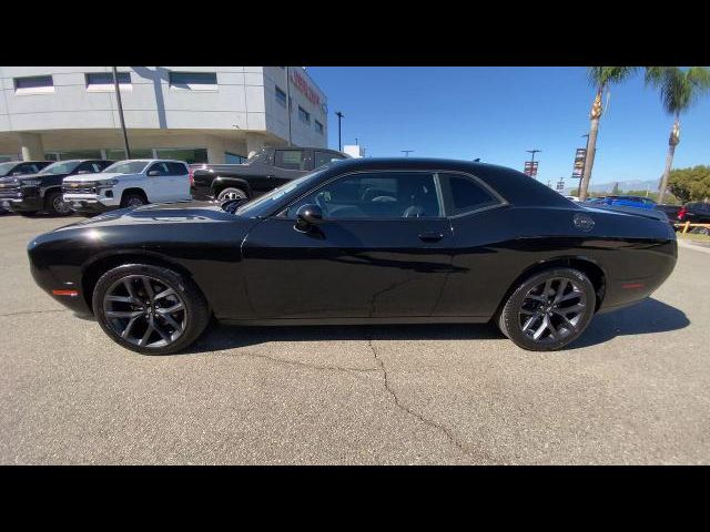 2022 Dodge Challenger SXT