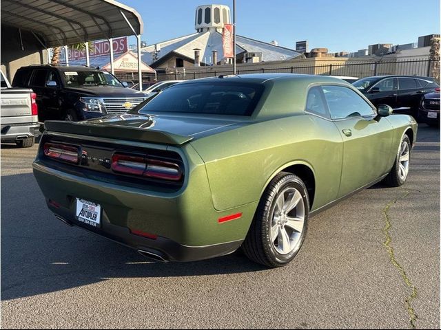 2022 Dodge Challenger SXT