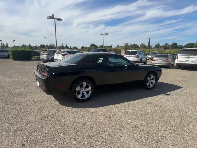 2022 Dodge Challenger SXT