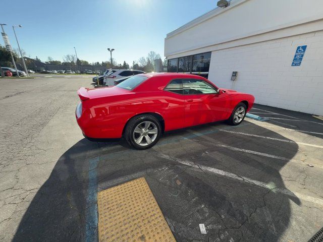 2022 Dodge Challenger SXT