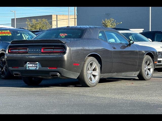 2022 Dodge Challenger SXT