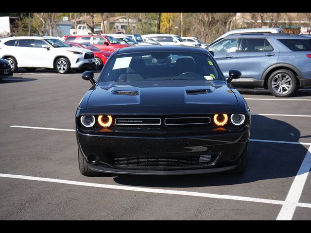 2022 Dodge Challenger SXT