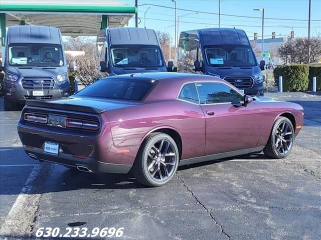 2022 Dodge Challenger SXT