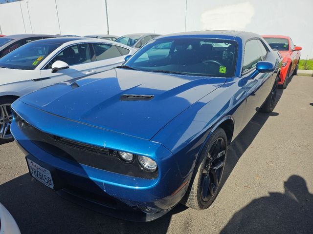 2022 Dodge Challenger SXT